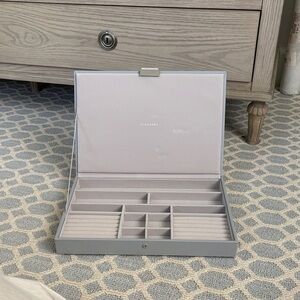 Gray Stackers Jewelry Organizer